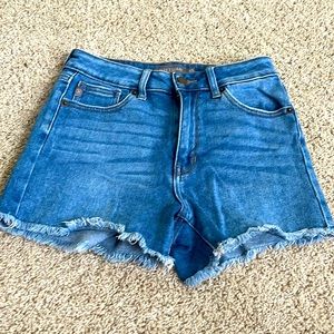 Just USA Jean shorts with stretch light blue barely worn